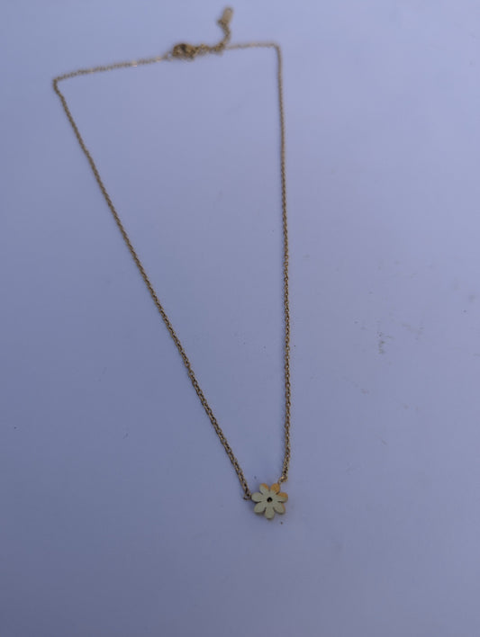 Golden Crystal Flower Pendant Necklace in gold tone