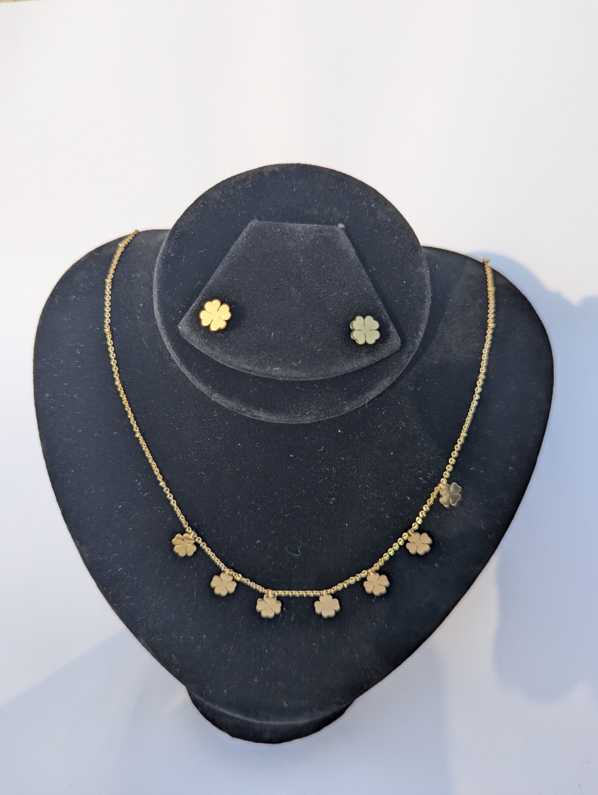 Golden Floral Charm Necklace Set in gold tone